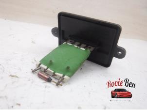 Gebruikte Kachel Weerstand Dacia Sandero II 0.9 TCE 12V Prijs op aanvraag aangeboden door Rooie Ben autodemontage