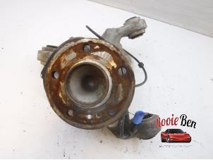 Gebruikte Fusee rechts-achter Mercedes A (W176) 2.2 A-220 CDI 16V 4-Matic Prijs € 45,00 Margeregeling aangeboden door Rooie Ben autodemontage