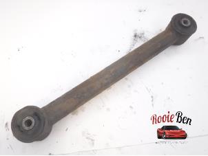 Gebruikte Draagarm links-achter Dodge Nitro 2.8 CRD 16V 4x4 Prijs € 50,00 Margeregeling aangeboden door Rooie Ben autodemontage