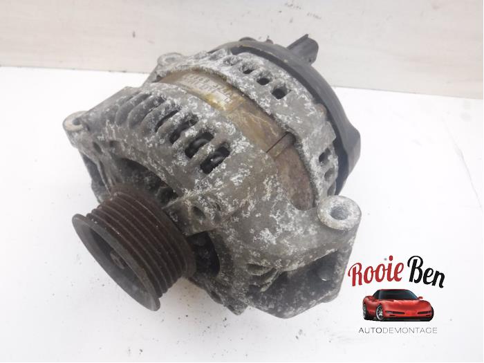 Gebruikte Dynamo Chrysler Voyager/Grand Voyager (RG/RS) 2.4 16V Prijs € 25,00 Margeregeling aangeboden door Rooie Ben autodemontage