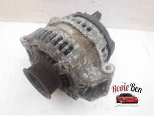 Gebruikte Dynamo Chrysler Voyager/Grand Voyager (RG/RS) 2.4 16V Prijs € 25,00 Margeregeling aangeboden door Rooie Ben autodemontage