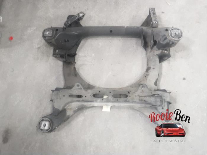 Gebruikte Subframe Volkswagen Touareg (7LA/7L6) 3.0 TDI V6 24V Prijs € 50,00 Margeregeling aangeboden door Rooie Ben autodemontage