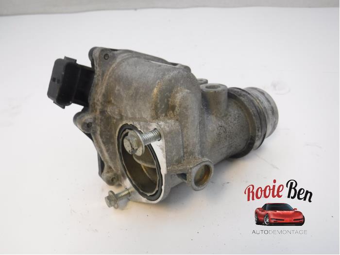 Gebruikte Gasklephuis Mercedes A (W176) 1.5 A-180 CDI, A-180d 16V Prijs € 25,00 Margeregeling aangeboden door Rooie Ben autodemontage