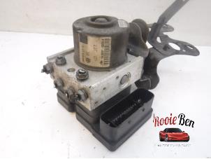 Gebruikte ABS Pomp Volkswagen Caddy III (2KA,2KH,2CA,2CH) 2.0 SDI Prijs € 50,00 Margeregeling aangeboden door Rooie Ben autodemontage