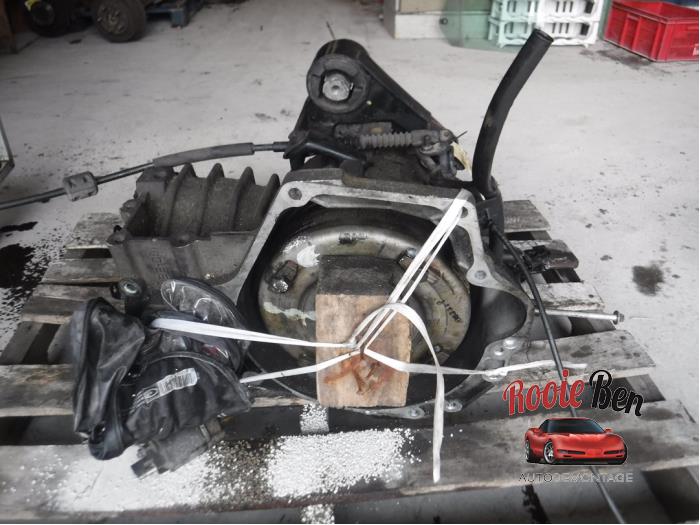 Gebruikte Automaatbak Chrysler Neon II 2.0 16V LE,SE,CS,Sport Prijs € 250,00 Margeregeling aangeboden door Rooie Ben autodemontage