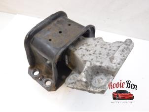 Gebruikte Motorsteun Citroen C4 Berline (LC) 1.6 16V Prijs € 25,00 Margeregeling aangeboden door Rooie Ben autodemontage