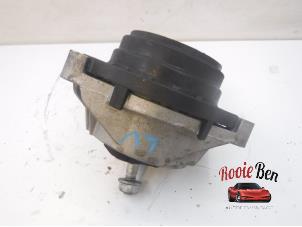 Gebruikte Motorrubber BMW 5 serie Touring (F11) 520d 16V Prijs € 50,00 Margeregeling aangeboden door Rooie Ben autodemontage