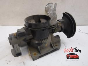 Gebruikte Gasklephuis Toyota Aygo (B10) 1.0 12V VVT-i Prijs € 30,00 Margeregeling aangeboden door Rooie Ben autodemontage