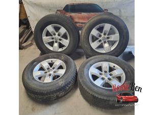Gebruikte Sportvelgenset + banden Dodge Ram 3500 Standard Cab (DR/DH/D1/DC/DM) 4.7 V8 1500 4x4 Prijs op aanvraag aangeboden door Rooie Ben autodemontage