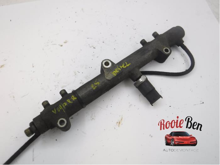 Gebruikte Verstuiver brug Chrysler Voyager/Grand Voyager (RG/RS) 2.5 CRD 16V Prijs € 15,00 Margeregeling aangeboden door Rooie Ben autodemontage