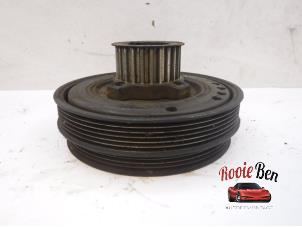 Gebruikte Krukas Poelie Chrysler Voyager/Grand Voyager (RG/RS) 2.5 CRD 16V Prijs € 25,00 Margeregeling aangeboden door Rooie Ben autodemontage