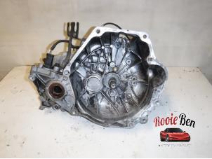 Gebruikte Versnellingsbak Chrysler Sebring (JR) 2.0 16V Prijs € 400,00 Margeregeling aangeboden door Rooie Ben autodemontage