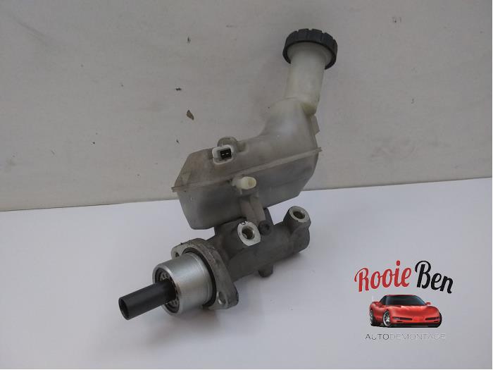 Gebruikte Hoofdremcilinder Renault Modus/Grand Modus (JP) 1.5 dCi 65 FAP Prijs € 20,00 Margeregeling aangeboden door Rooie Ben autodemontage