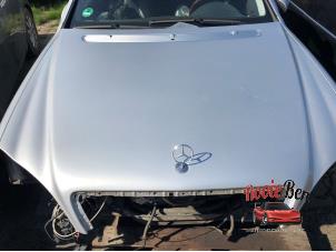 Gebruikte Motorkap Mercedes S (W220) 3.2 S-320 CDI Prijs € 150,00 Margeregeling aangeboden door Rooie Ben autodemontage