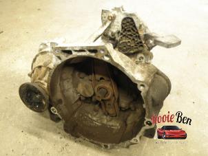 Gebruikte Versnellingsbak Volkswagen Touran (1T1/T2) 1.9 TDI 105 Euro 3 Prijs op aanvraag aangeboden door Rooie Ben autodemontage