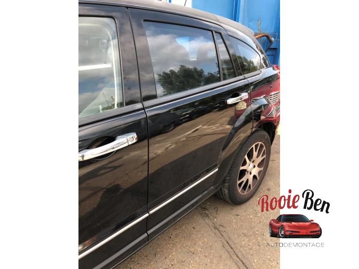 Portier 4Deurs links-achter van een Dodge Caliber 1.8 16V 2007