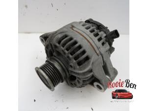 Gebruikte Dynamo Saab 9-3 Sport Estate (YS3F) 1.9 TTiD 16V 130 Prijs op aanvraag aangeboden door Rooie Ben autodemontage