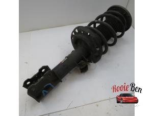 Gebruikte Voorpoot links Saab 9-3 Sport Estate (YS3F) 1.9 TTiD 16V 130 Prijs € 50,00 Margeregeling aangeboden door Rooie Ben autodemontage