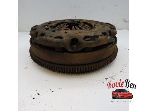 Gebruikte Dubbele massa vliegwiel Mercedes Sprinter 3t (906.71) 211 CDI 16V Prijs € 150,00 Margeregeling aangeboden door Rooie Ben autodemontage