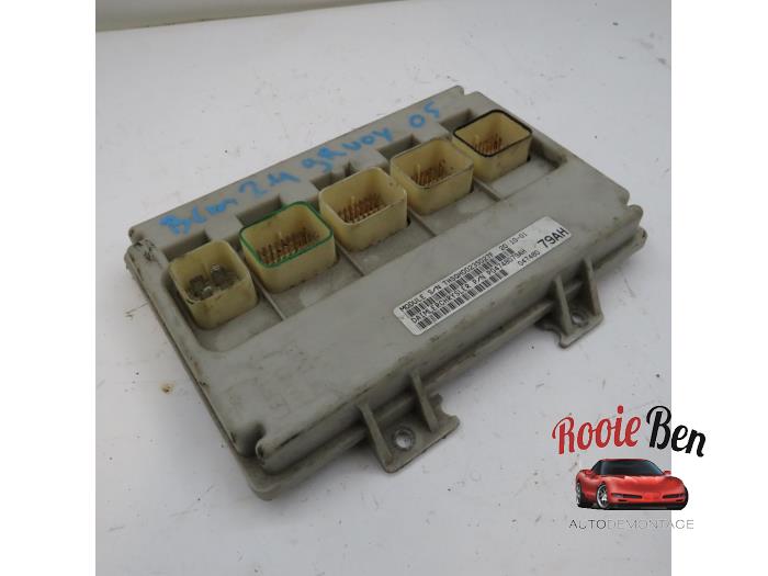 Gebruikte Computer Body Control Chrysler Voyager/Grand Voyager (RG/RS) 2.4i 16V Grand Voyager Prijs € 50,00 Margeregeling aangeboden door Rooie Ben autodemontage