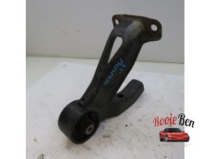 Gebruikte Motorsteun Jeep Patriot (MK74) 2.2 CRD 16V 4x4 Prijs € 50,00 Margeregeling aangeboden door Rooie Ben autodemontage