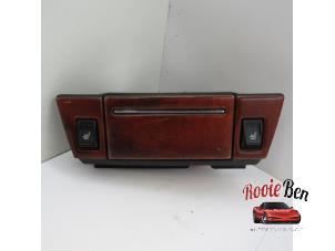 Gebruikte Asbak voor Chrysler 300 C Touring 5.7 V8 Hemi Prijs € 25,00 Margeregeling aangeboden door Rooie Ben autodemontage