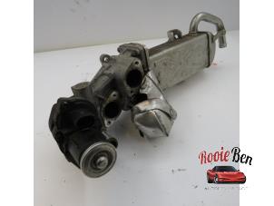 Gebruikte EGR koeler Volkswagen Passat (362) 2.0 TDI 16V 140 Prijs € 50,00 Margeregeling aangeboden door Rooie Ben autodemontage
