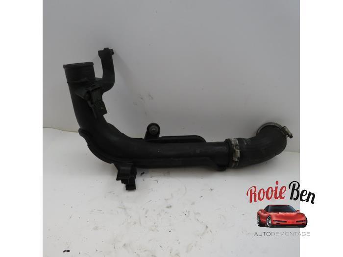 Gebruikte Intercooler Buis Volkswagen Passat (362) 2.0 TDI 16V 140 Prijs op aanvraag aangeboden door Rooie Ben autodemontage