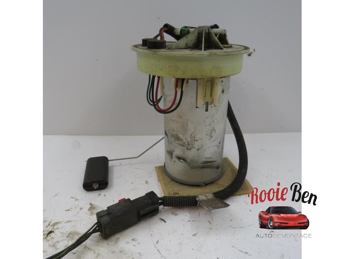 Gebruikte Benzinepomp Jeep Grand Cherokee (WG/WJ) 4.7i V8 Prijs € 50,00 Margeregeling aangeboden door Rooie Ben autodemontage