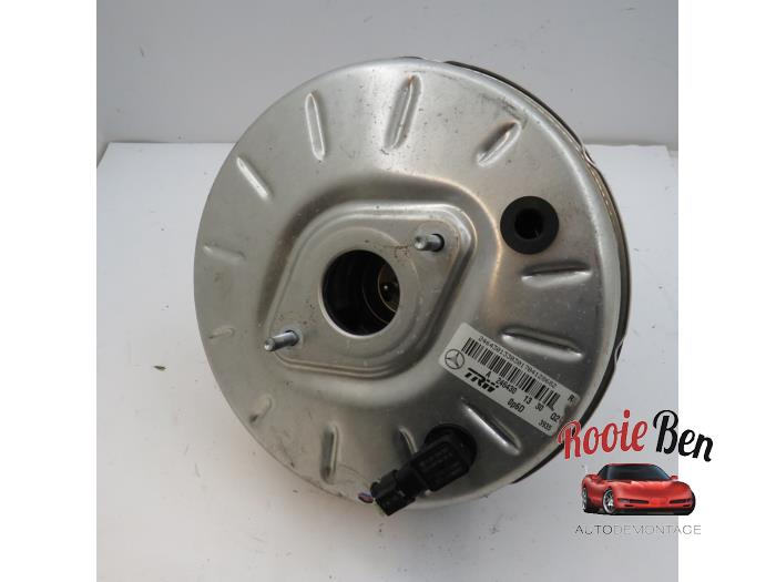 Gebruikte Rembooster Mercedes A (W176) 2.2 A-220 d 16V Prijs € 50,00 Margeregeling aangeboden door Rooie Ben autodemontage