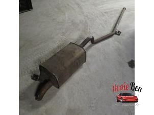 Gebruikte Uitlaat Einddemper Renault Twingo II (CN) 1.2 16V Prijs € 50,00 Margeregeling aangeboden door Rooie Ben autodemontage