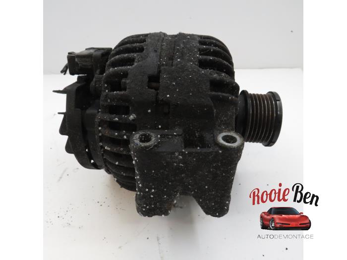 Dynamo van een Chrysler PT Cruiser 2.2 CRD 16V 2004