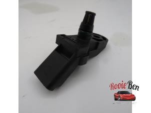 Gebruikte Map Sensor (inlaatspruitstuk) Peugeot 207/207+ (WA/WC/WM) 1.4 16V Prijs € 25,00 Margeregeling aangeboden door Rooie Ben autodemontage