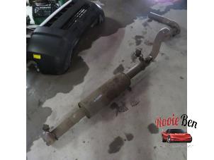 Gebruikte Uitlaat Middendemper Mercedes C Combi (S202) 2.2 C-200 CDI 16V Prijs € 25,00 Margeregeling aangeboden door Rooie Ben autodemontage