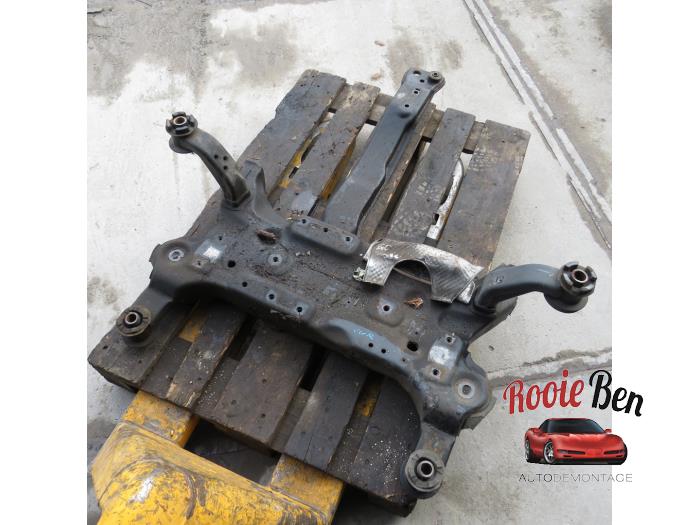 Gebruikte Subframe Dodge Journey 2.4 16V Prijs € 100,00 Margeregeling aangeboden door Rooie Ben autodemontage