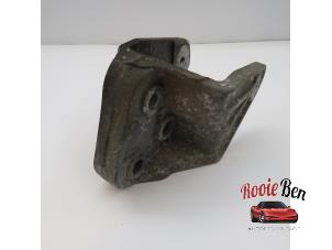 Gebruikte Motorrubber Dodge Journey 2.4 16V Prijs € 25,00 Margeregeling aangeboden door Rooie Ben autodemontage