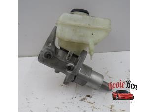 Gebruikte Hoofdremcilinder Audi S4 (B8) S4 3.0 TFSI V6 24V Prijs € 20,00 Margeregeling aangeboden door Rooie Ben autodemontage