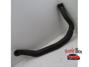 Gebruikte Intercooler Buis Landrover Range Rover Sport (LS) 3.6 TDV8 32V Prijs € 50,00 Margeregeling aangeboden door Rooie Ben autodemontage