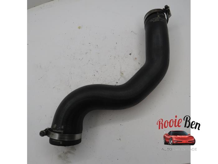 Gebruikte Intercooler Slang Landrover Range Rover Sport (LS) 3.6 TDV8 32V Prijs € 25,00 Margeregeling aangeboden door Rooie Ben autodemontage