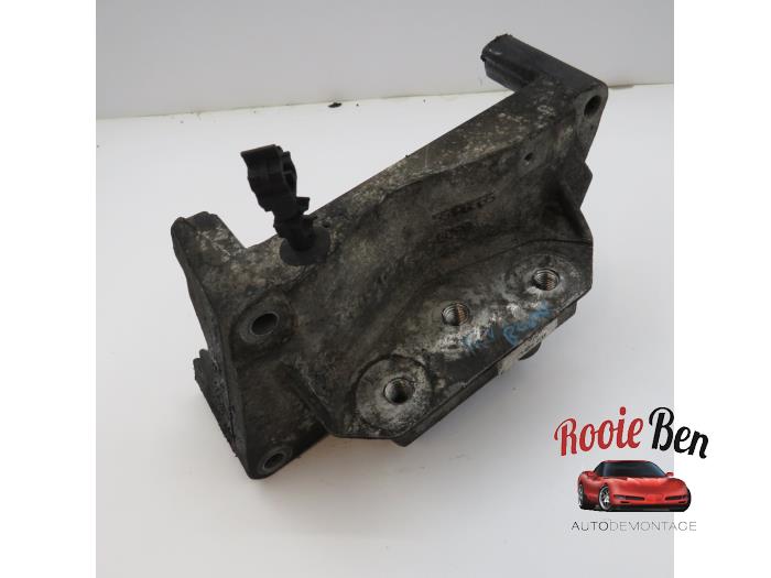 Gebruikte Motorsteun Fiat Punto Evo (199) 1.3 JTD Multijet 85 16V Euro 5 Prijs € 25,00 Margeregeling aangeboden door Rooie Ben autodemontage