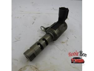 Gebruikte Nokkenas Verstelling Dodge Caliber 1.8 16V Prijs op aanvraag aangeboden door Rooie Ben autodemontage