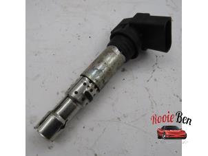 Gebruikte Bobine Volkswagen Golf V (1K1) 1.4 FSI 16V Prijs € 10,00 Margeregeling aangeboden door Rooie Ben autodemontage