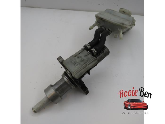 Gebruikte Hoofdremcilinder Mercedes Vito (639.7) 2.2 111 CDI 16V Prijs € 20,00 Margeregeling aangeboden door Rooie Ben autodemontage