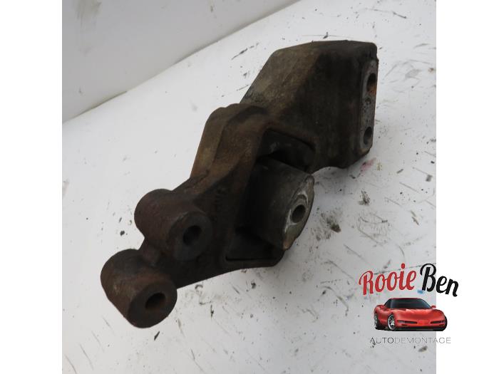 Gebruikte Motorrubber Dodge Ram 3500 Standard Cab (DR/DH/D1/DC/DM) 5.7 V8 Hemi 1500 4x4 Prijs op aanvraag aangeboden door Rooie Ben autodemontage