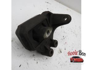 Gebruikte Motorsteun Dodge Ram 3500 Standard Cab (DR/DH/D1/DC/DM) 5.7 V8 Hemi 1500 4x4 Prijs op aanvraag aangeboden door Rooie Ben autodemontage