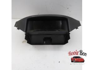 Gebruikte Display Interieur Chevrolet Orlando (YYM/YYW) 2.0 D 16V Prijs € 50,00 Margeregeling aangeboden door Rooie Ben autodemontage