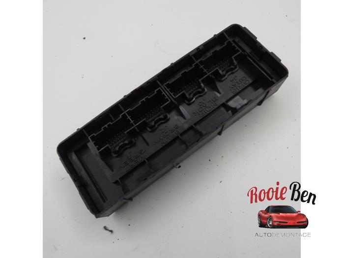 Gebruikte Computer Cruise Control Chevrolet Orlando (YYM/YYW) 2.0 D 16V Prijs € 25,00 Margeregeling aangeboden door Rooie Ben autodemontage