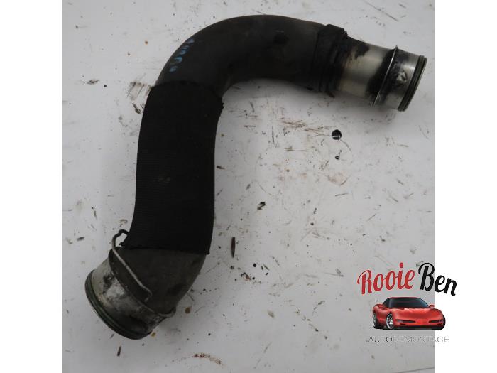 Gebruikte Intercooler Slang Volkswagen Touareg (7LA/7L6) 2.5 TDI R5 Prijs € 25,00 Margeregeling aangeboden door Rooie Ben autodemontage
