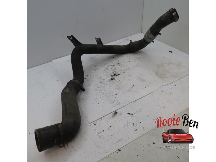Gebruikte Waterpijp Kia Cee'd (EDB5) 1.6 CRDi 16V Prijs € 20,00 Margeregeling aangeboden door Rooie Ben autodemontage