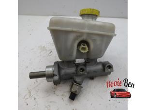 Gebruikte Hoofdremcilinder Jeep Grand Cherokee (WH/WK) 3.0 CRD V6 24V DPF Prijs € 50,00 Margeregeling aangeboden door Rooie Ben autodemontage